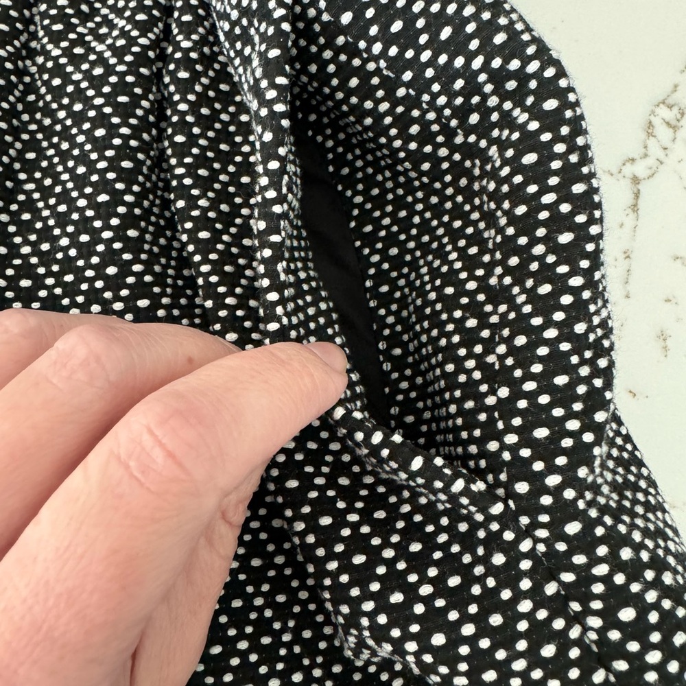 J. Crew Black & White Mini Skirt Women’s Sz 4 Cotton Blend Winter Office Preppy - Picture 3 of 9